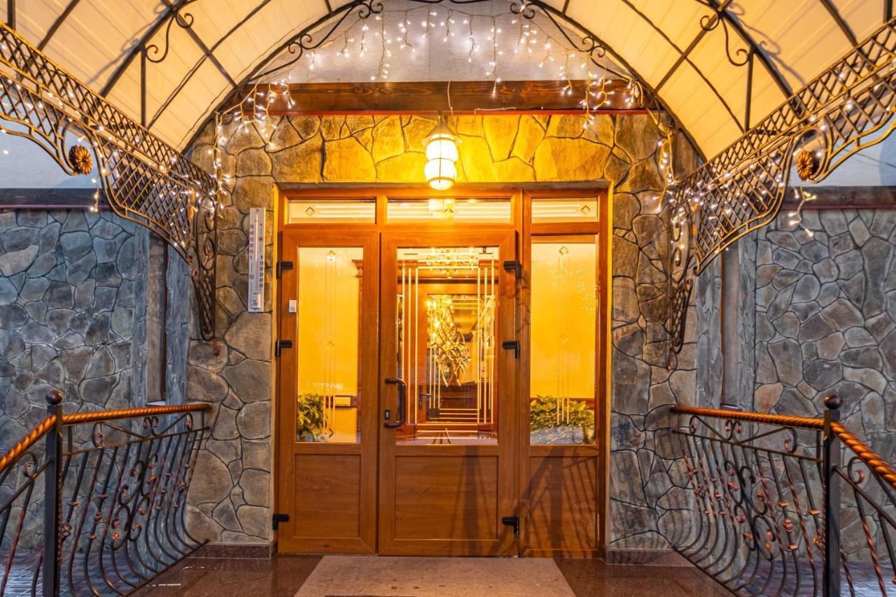 Villa Nikoletta Spa Буковел Екстериор снимка